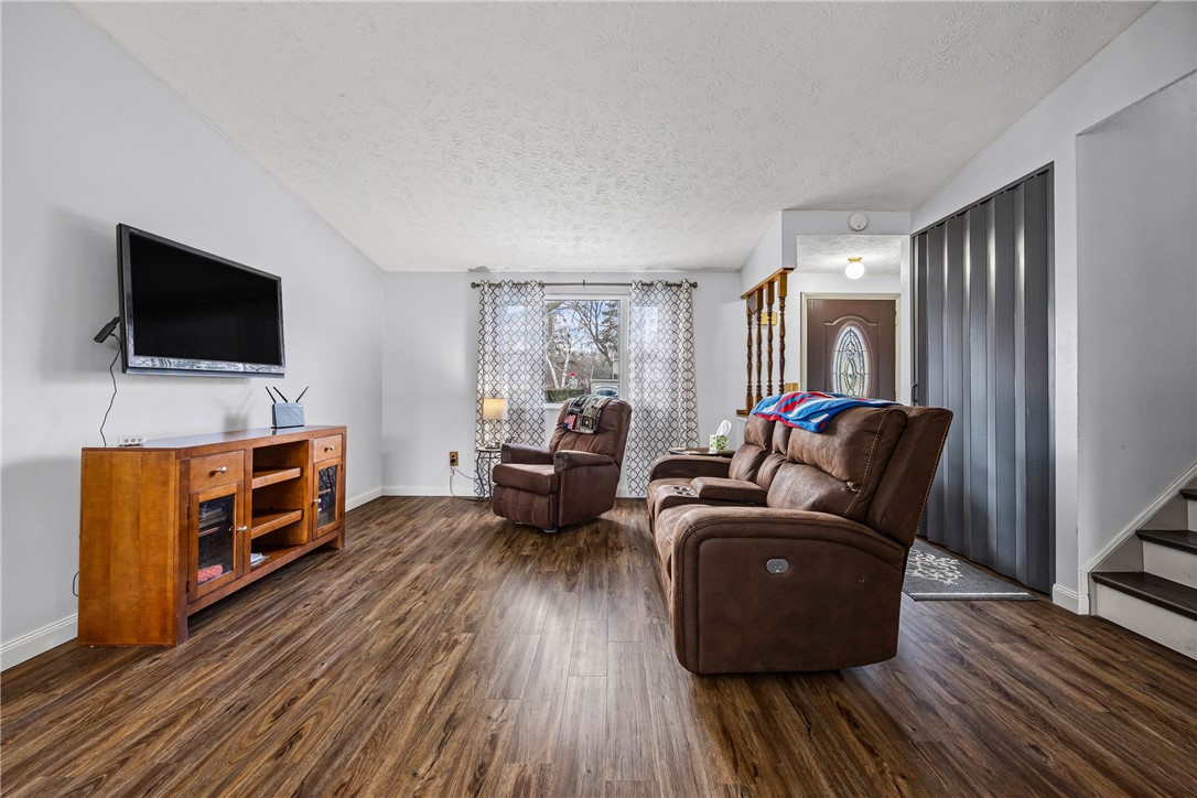 842 Independence Drive