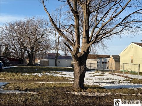 Vacant Land For Sale - 166 W 2nd Street<br/> Dunkirk, NY 14048