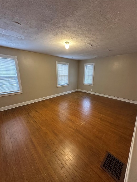 1725 West Water Street