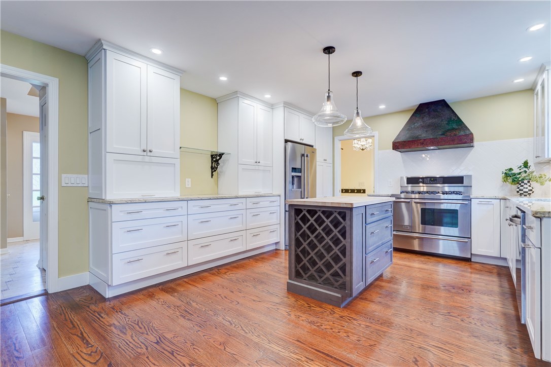 5 Glendower Circle