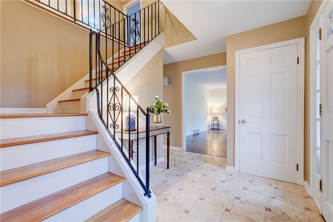 5 Glendower Circle