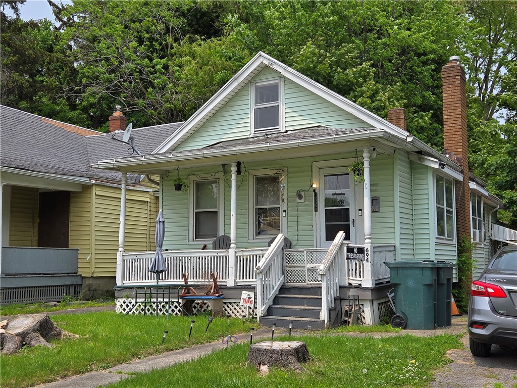 694 Frost Avenue