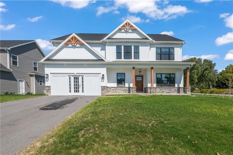 190 royal aberdeen lane henrietta ny 14586