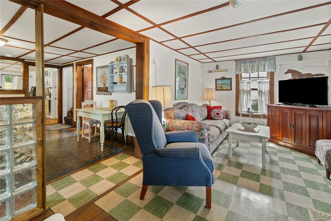 Search Properties 3 10169 wine country lane