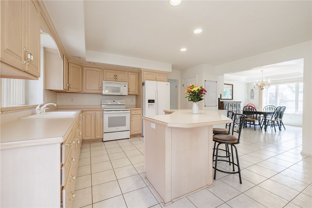 204 Red Hickory Dr Drive, Greece, New York image 9