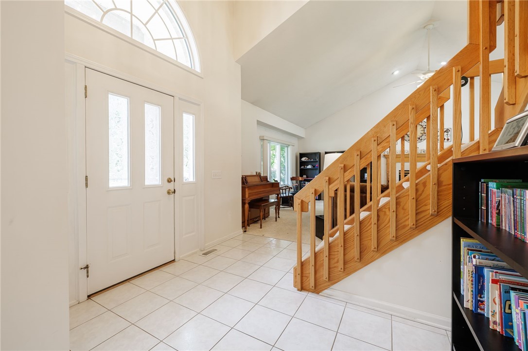 204 Red Hickory Dr Drive, Greece, New York image 5