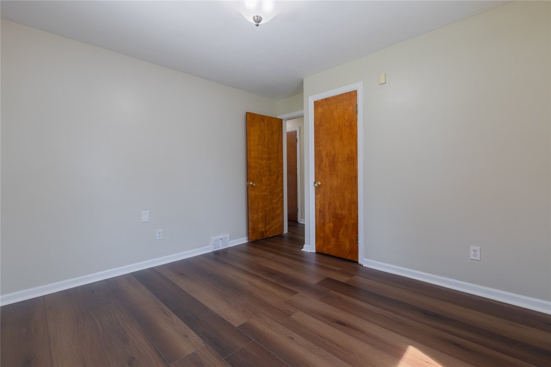 209 Rossmore Street, Gates, New York image 15