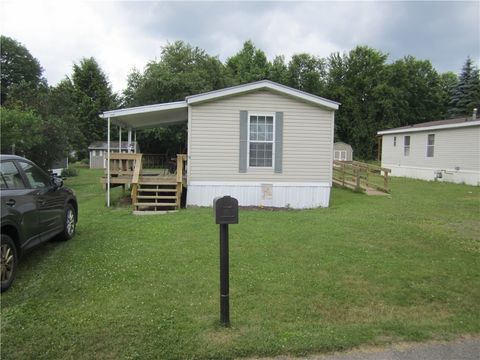 Photo of 4349 State Route 7, Oneonta, NY 13820 (MLS # R1549009) Photo of 4349 State Route 7, Oneonta, NY 13820 (MLS # R1549009)