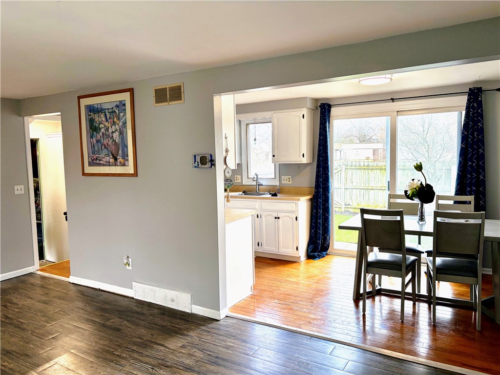 424 upper valley road