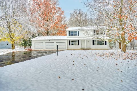 16 Beaman Road W Rochester NY 14624