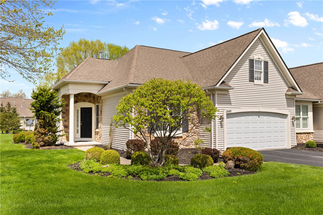 1040 Chapelhill Drive, Victor, New York image 1