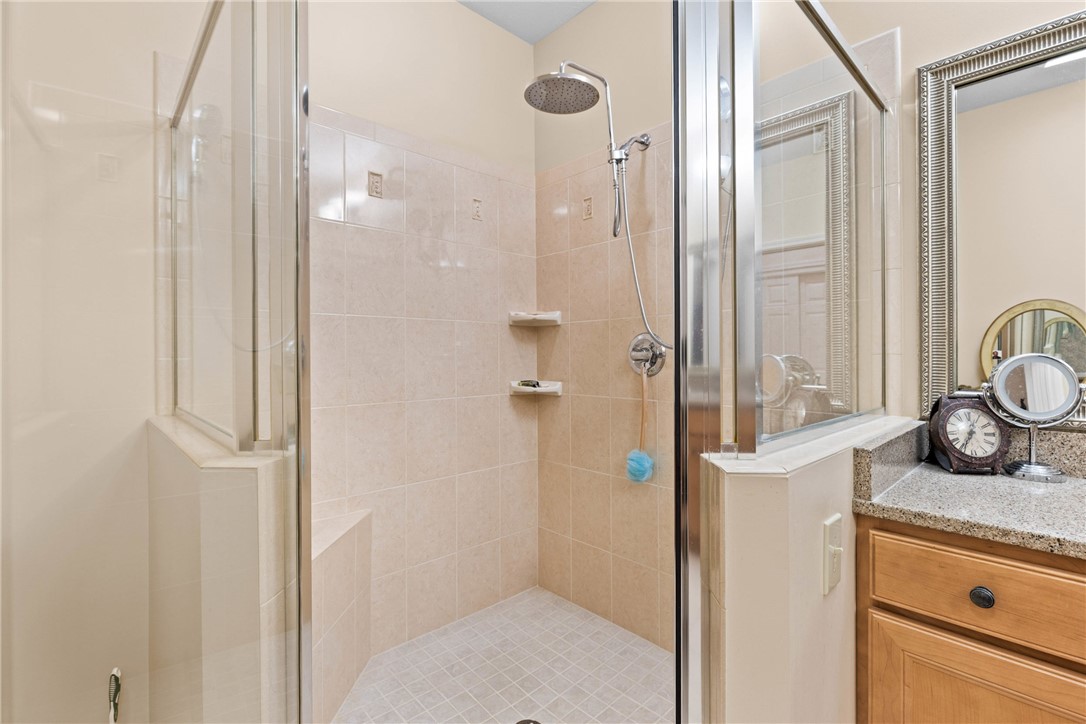 1040 Chapelhill Drive, Victor, New York image 30