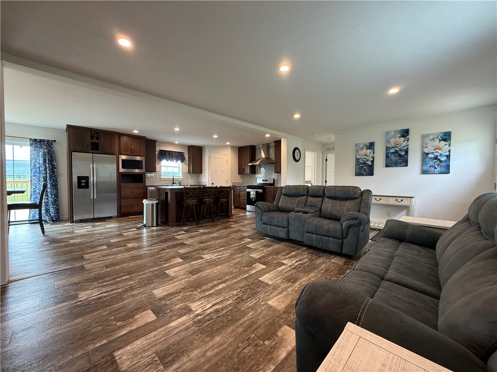 168 Burrows Road