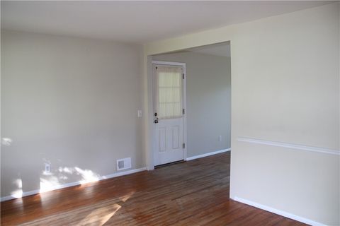 Tiny photo for 570 Marsh Rd Road, Pittsford, NY 14534 (MLS # R1684018)