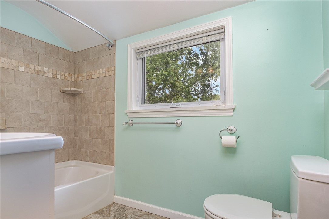 107 Sansharon Drive, Irondequoit, New York image 18