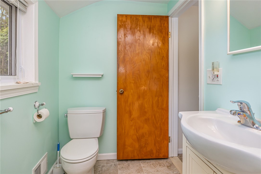 107 Sansharon Drive, Irondequoit, New York image 19