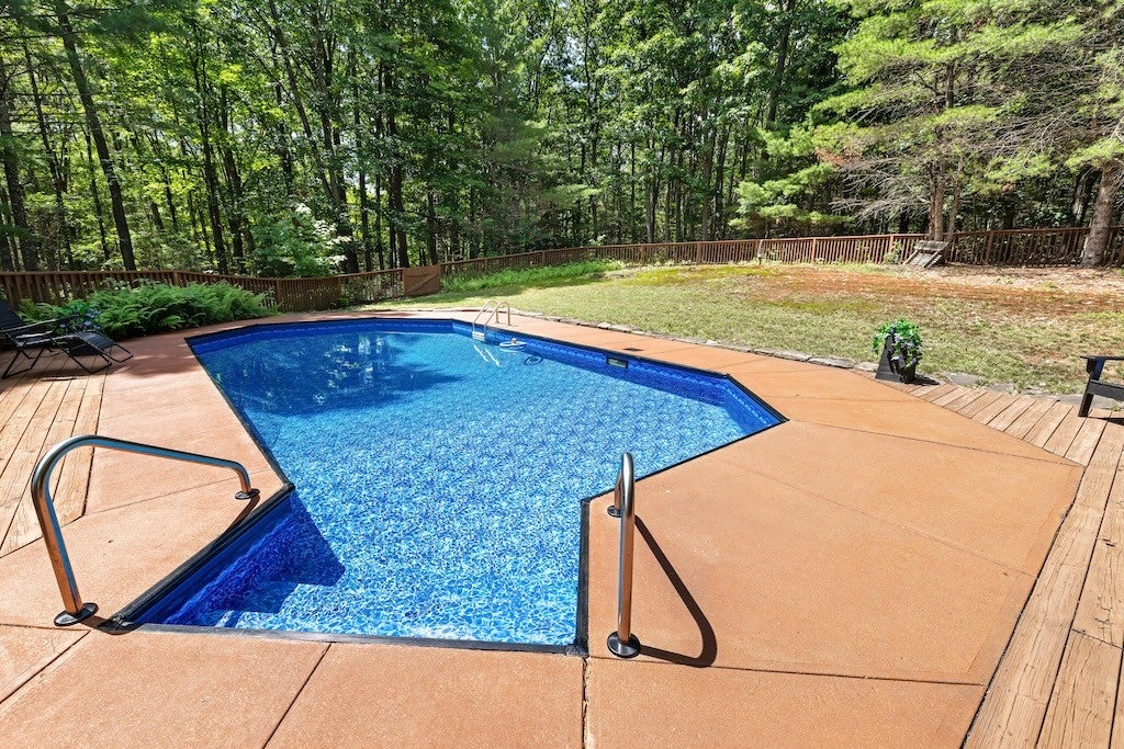 341 Sweet Hill Road