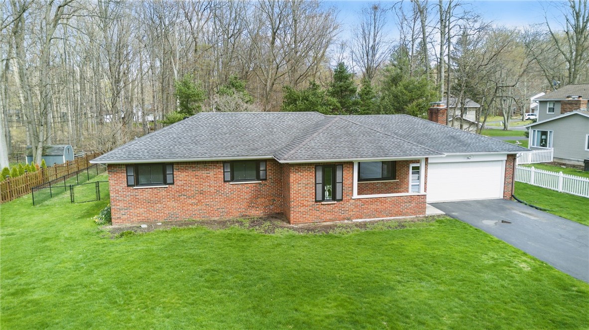740 Blue Creek Drive, Webster, New York image 38