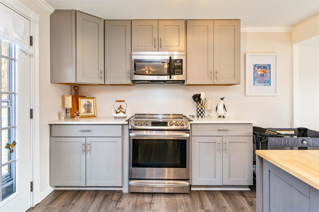 16 Mount Vernon Circle