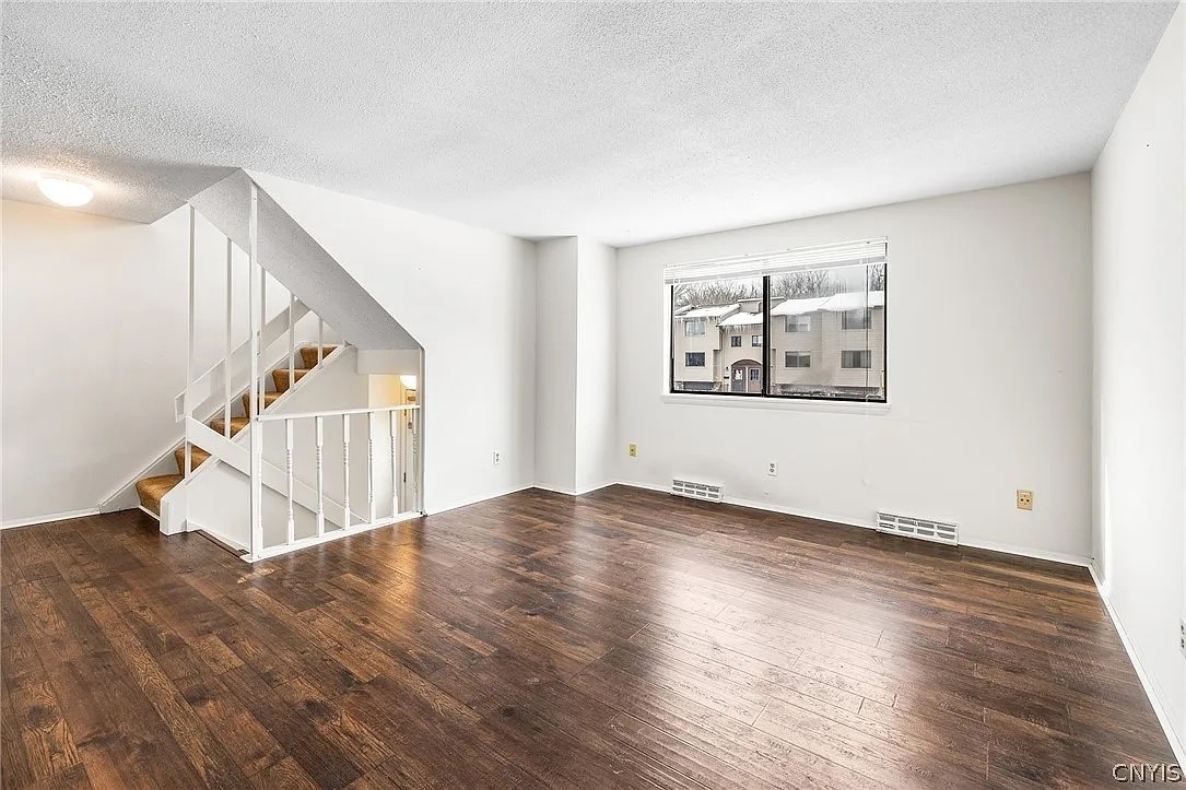 364 cameco circle