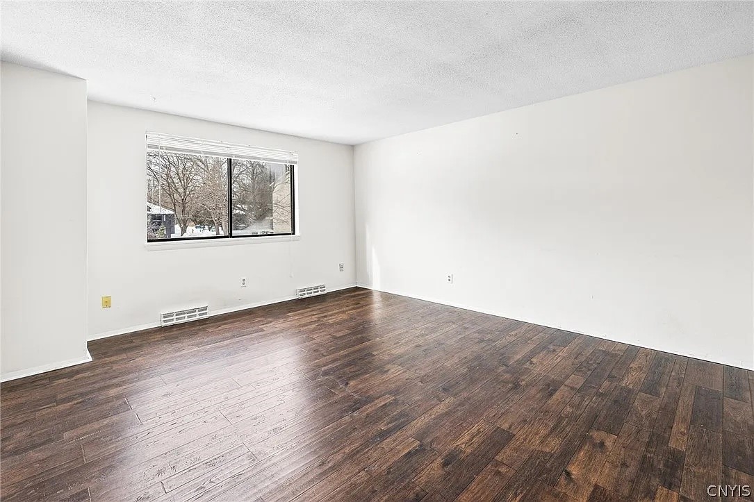 364 cameco circle