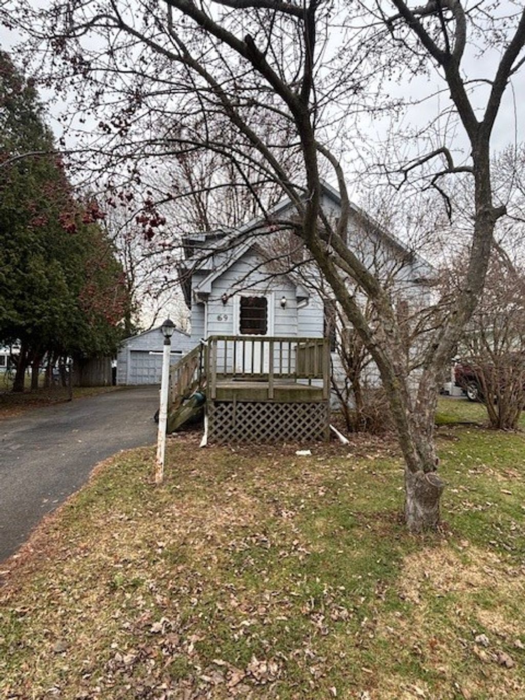Photo of 69 Youngs Avenue, Gates, NY 14606 (MLS # R1666954)