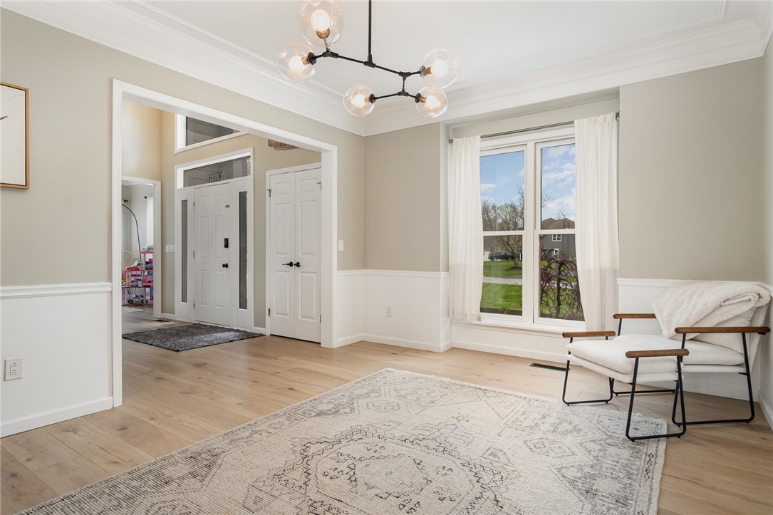 45 Cardogan Sq Sq, Penfield, New York image 8