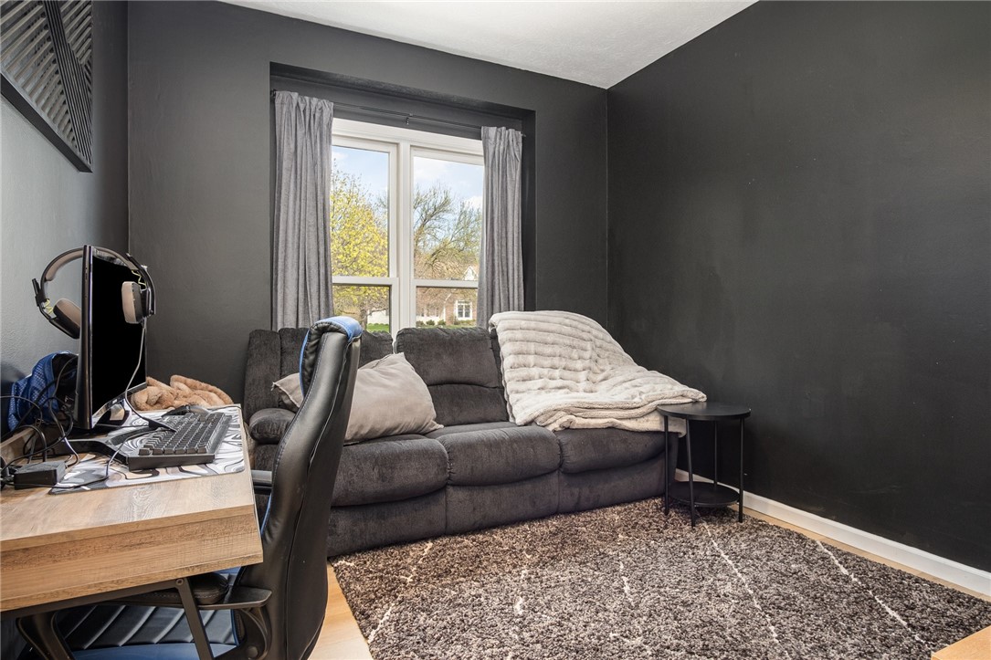 45 Cardogan Sq Sq, Penfield, New York image 19