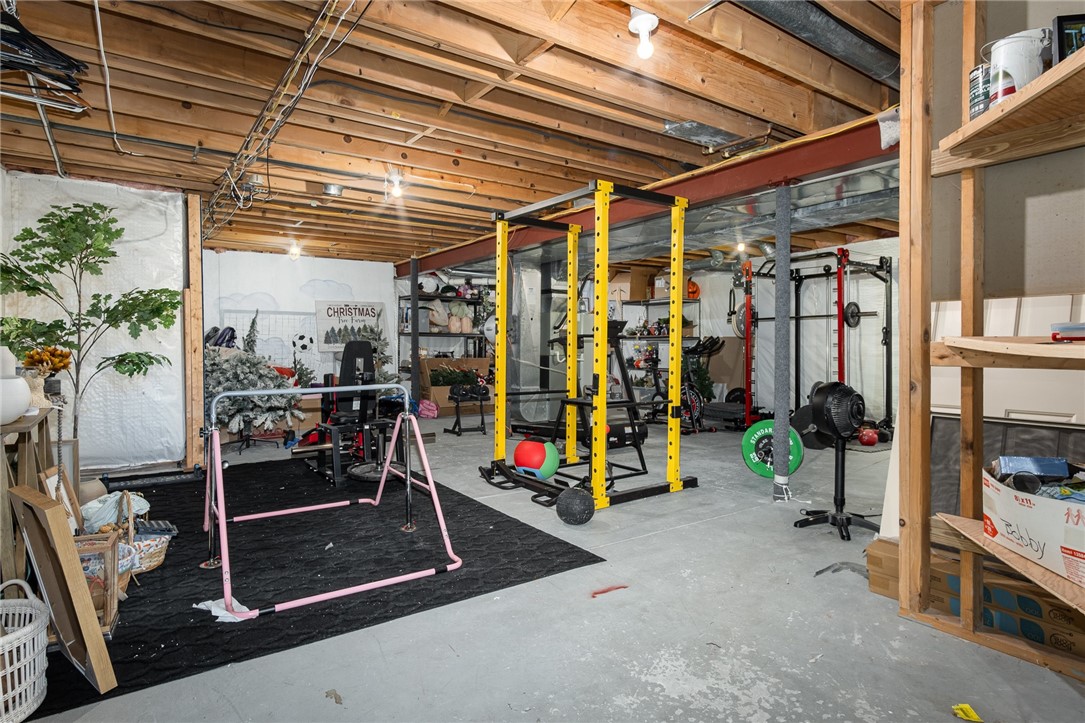 45 Cardogan Sq Sq, Penfield, New York image 30