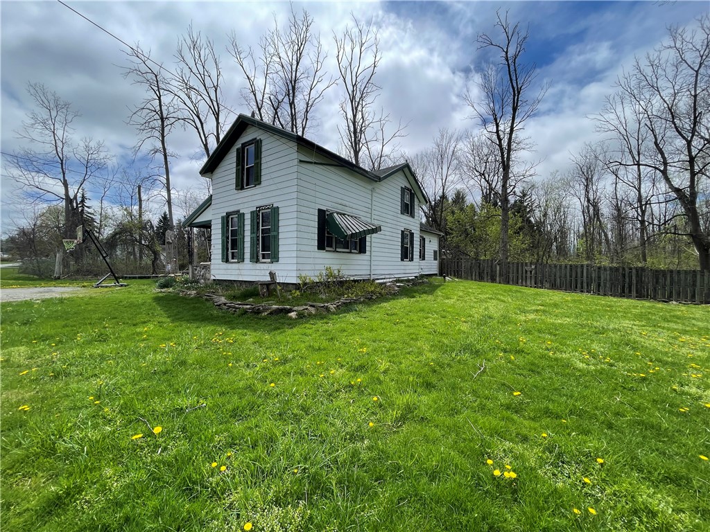 46 Mechanic Street, Elba, New York image 2