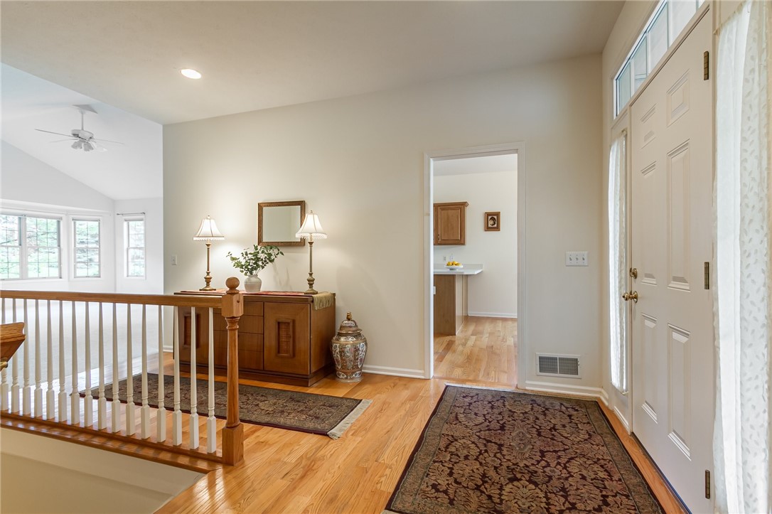 1103 Twin Leaf Ter, Webster, New York image 8