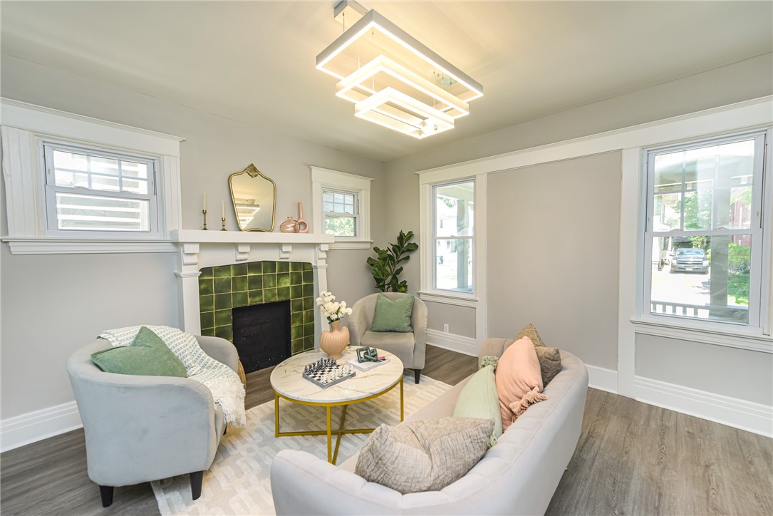 429 Hazelwood