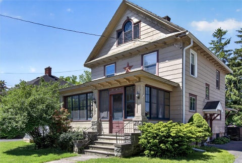 Photo for 107 Edgett St Street