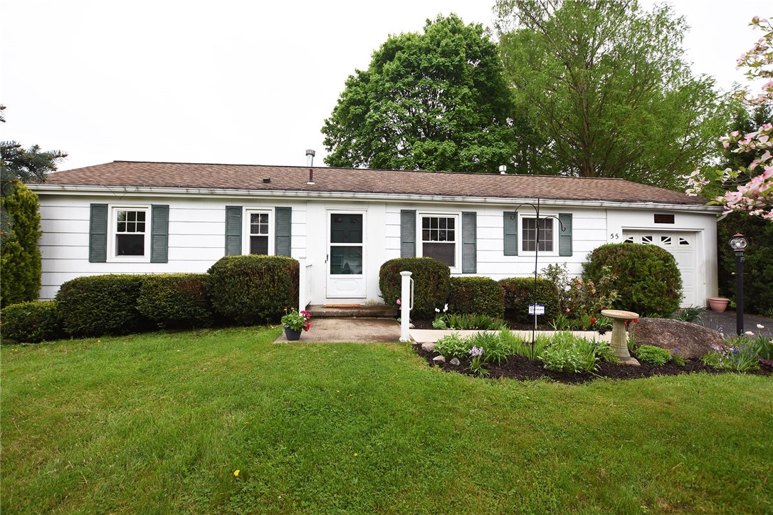 55 Yosemite Circle, Henrietta, New York image 3