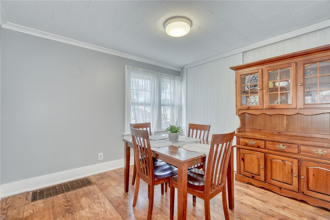 42 Worcester Road, Greece, New York image 5