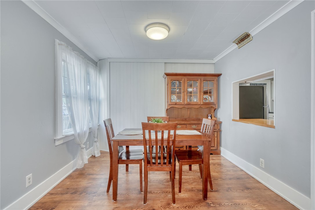 42 Worcester Road, Greece, New York image 4