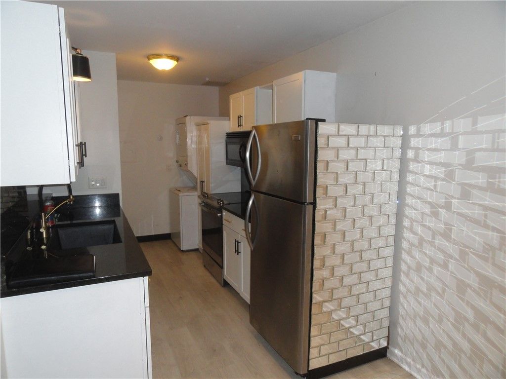 Photo of 20 Eagle Ln Ln, Perinton, NY 14450 (MLS # R1652813)