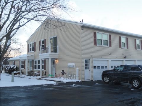 Photo of 20 Eagle Ln Ln, Perinton, NY 14450 (MLS # R1652813)
