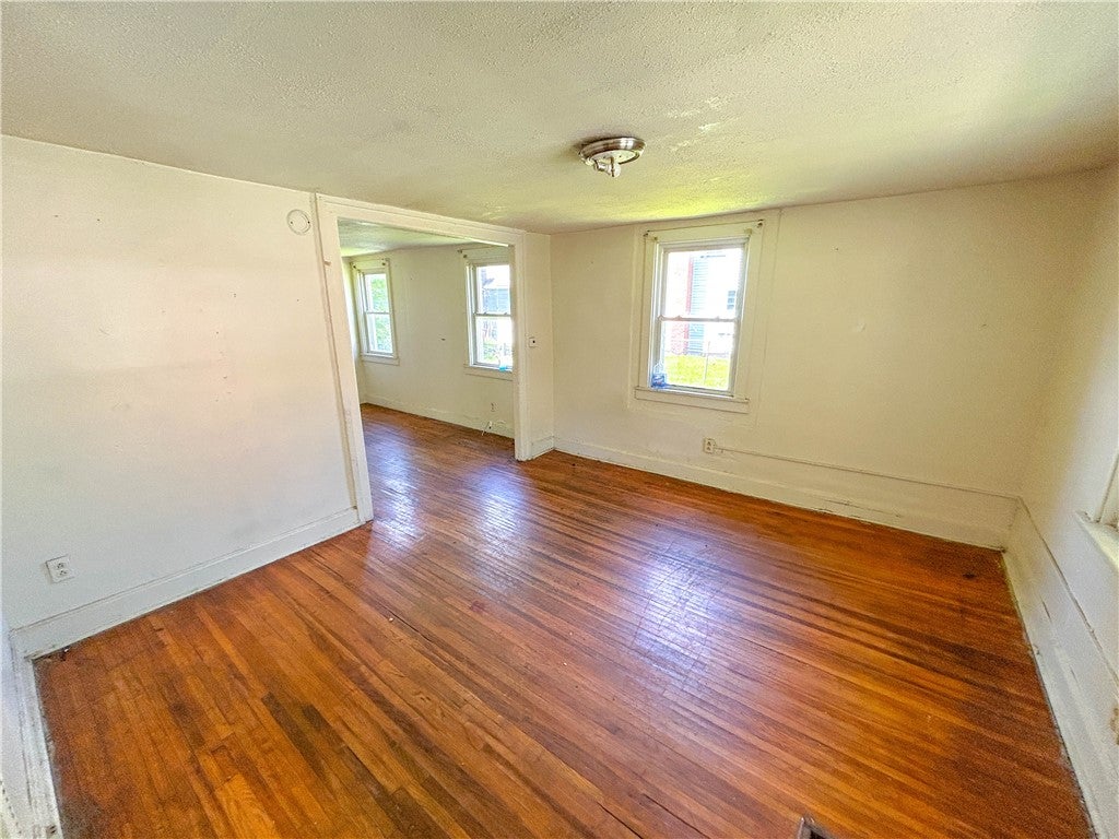 127 Weld Street