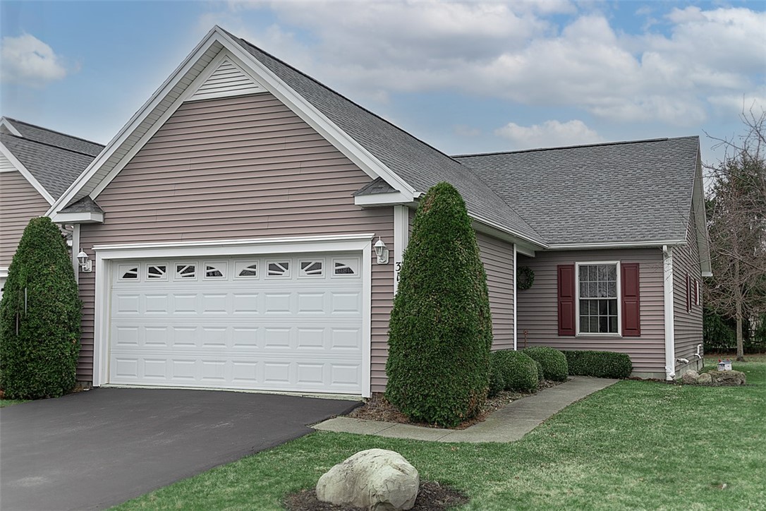 31 Hawthorn Circle, Geneseo, New York image 1