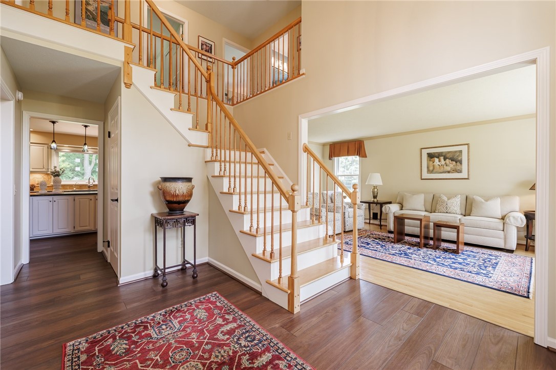 100 Broadmoor Trail
