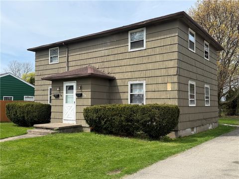 Photo of 128 Mccall Road, Rochester, NY 14616 (MLS # R1676101)