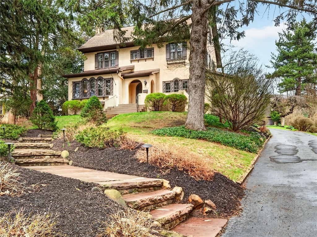 1608 Highland Avenue