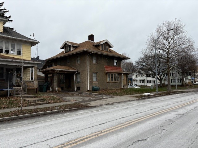 1239 Saint Paul Street