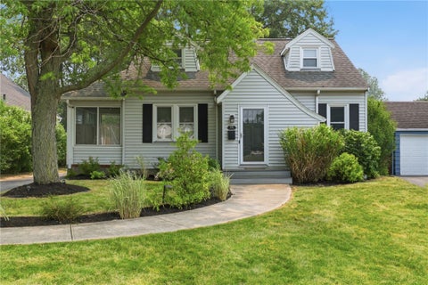 Homes For Sale - 59 Salem Road<br/> Irondequoit, NY 14622