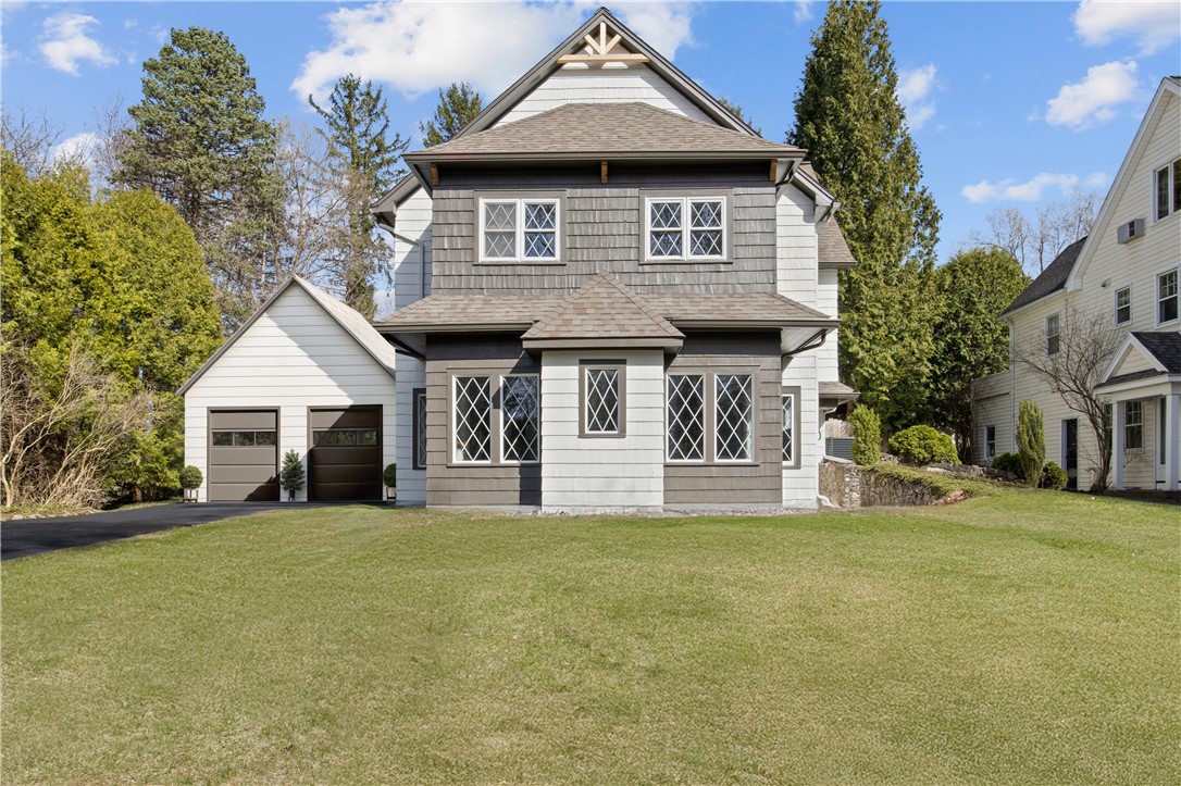 90 Stoneleigh Court, Pittsford, New York image 4