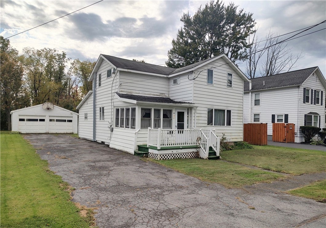 10 Adams Street