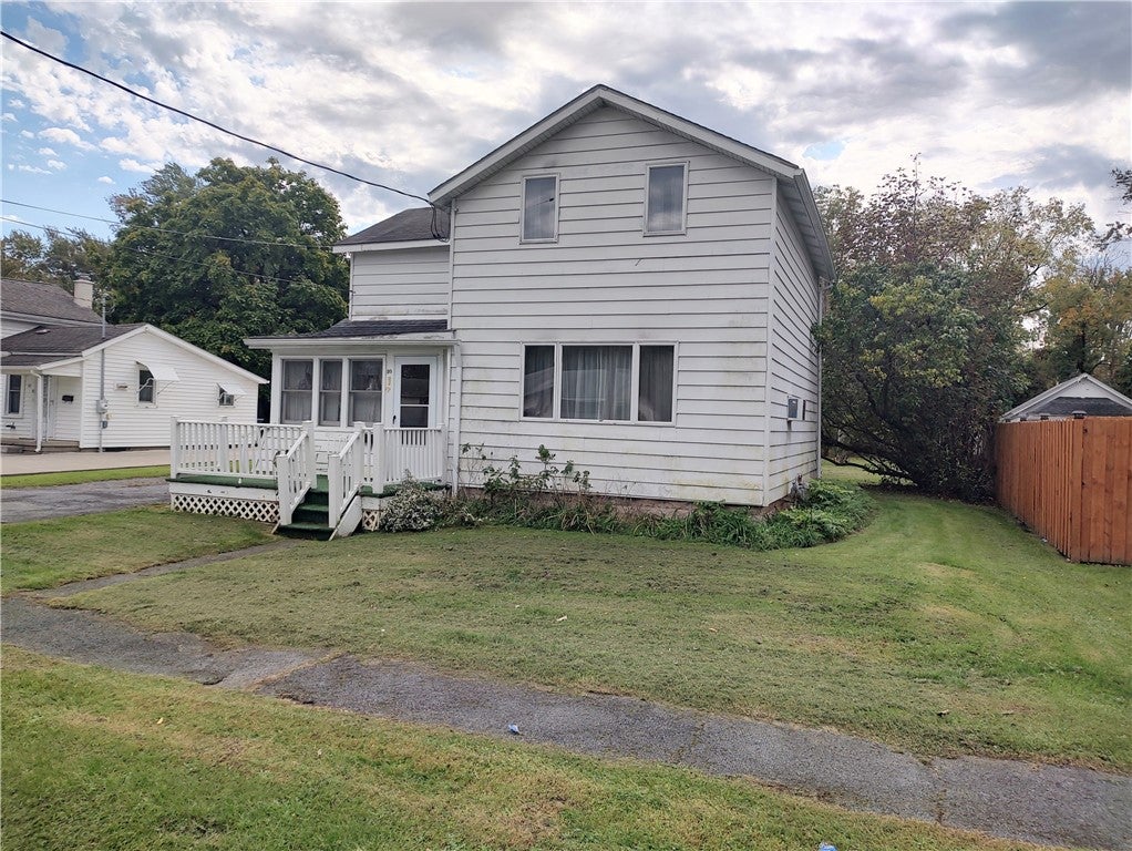 10 Adams Street