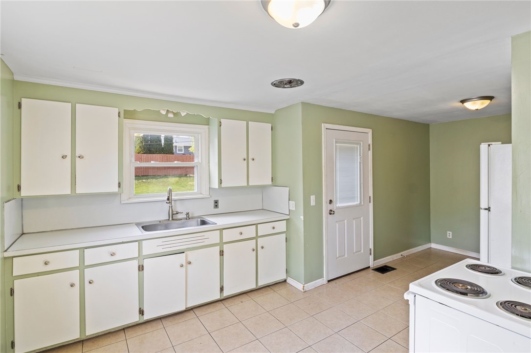 176 Ingomar Drive, Greece, New York image 5