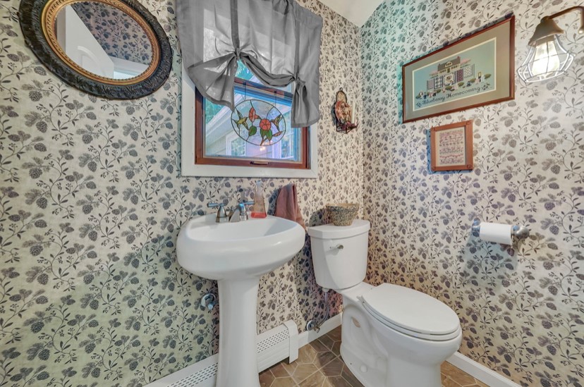 Boston, New York 14075, United States, 3 Bedrooms Bedrooms, ,3 BathroomsBathrooms,Residential,Pending,219542